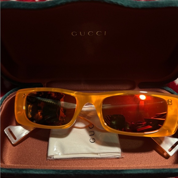 Gucci Neon Sunglasses with Iconic Logo NEW (AUTHENTIC)